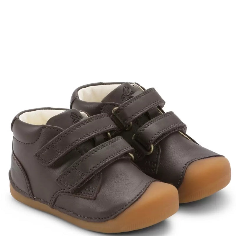 Bundgaard blød læderbegyndersko til børn med fleksibel sål, bred pasform og velcrolukning.