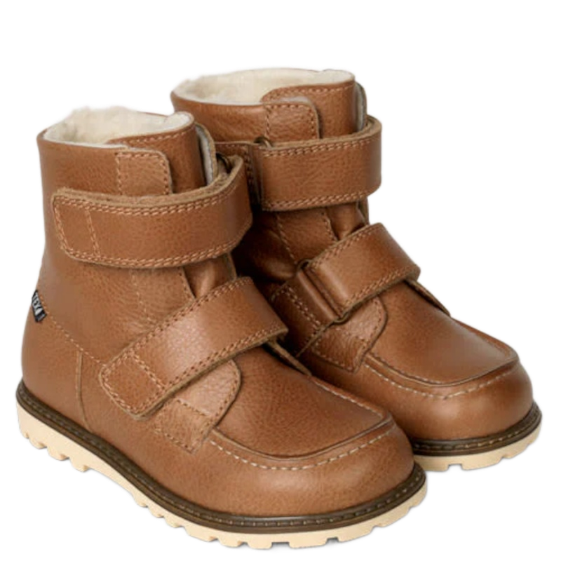 Bundgaard børnevinterstøvle i læder med varmt foer, vandtæt membran og fleksibel skridsikker sål.