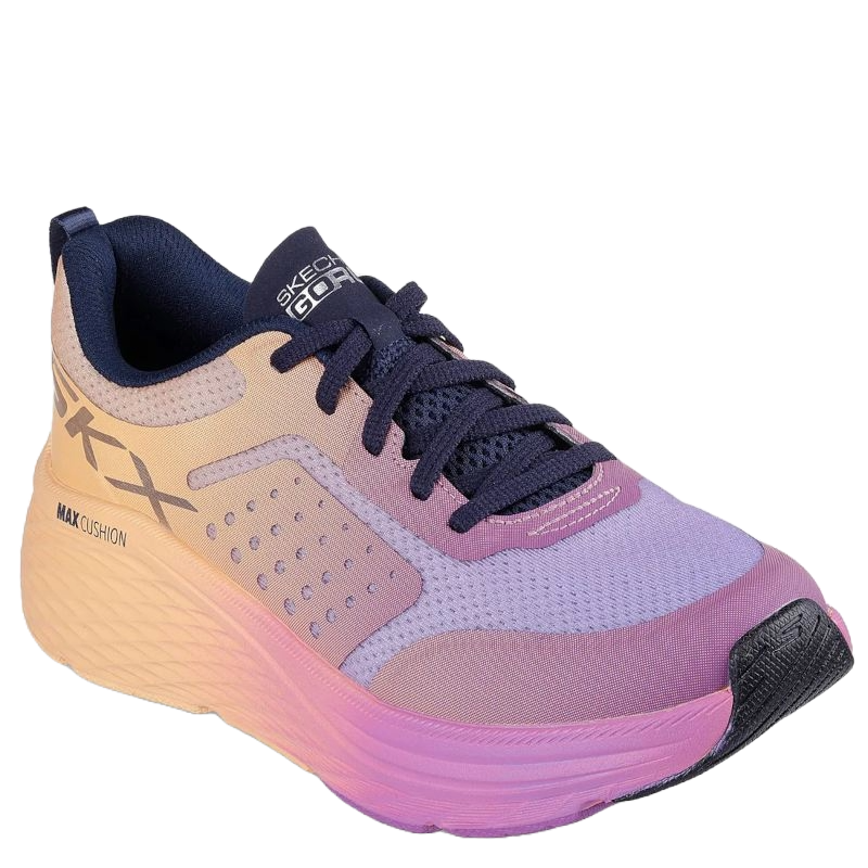 skechers sneakers i en skøn kulør med en fleksibel ydersål, samt et godt greb
Skoen er med snørre og en mesh overdel.
perfekt sko at bevæge sig i.