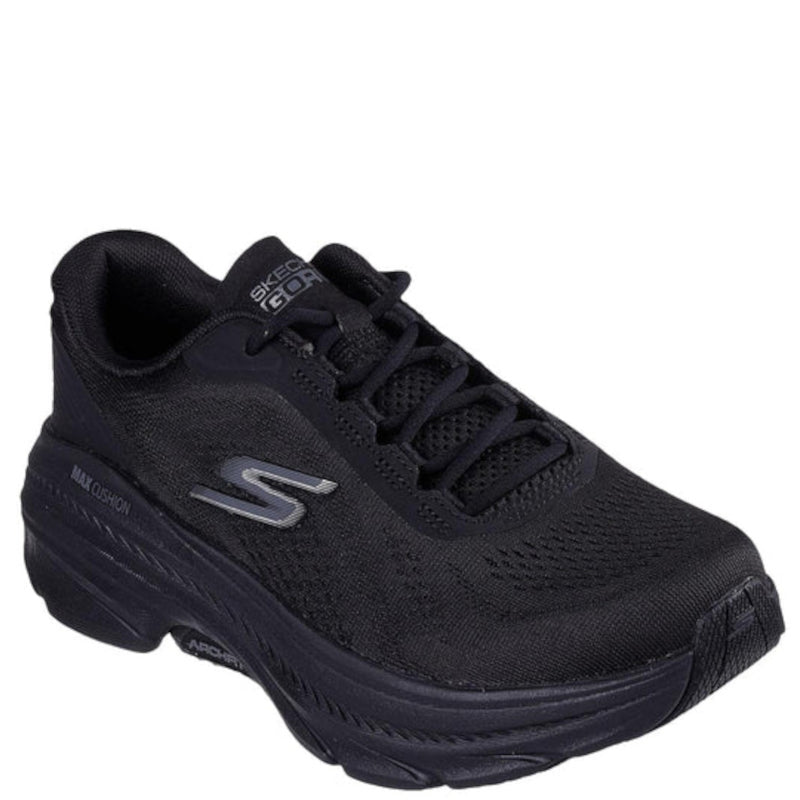 Skeachers sneakers i sort med snørre lukning.
Skoen er med en skøn memory foam indersål, en utrolig fleksibel og god sko at bevæge sig i.