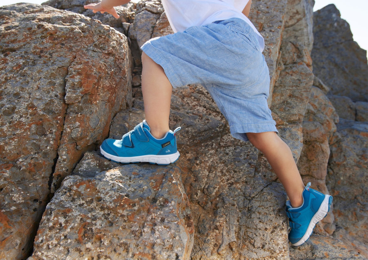 BLÅ SNEAKER - Peti Sko - Viking