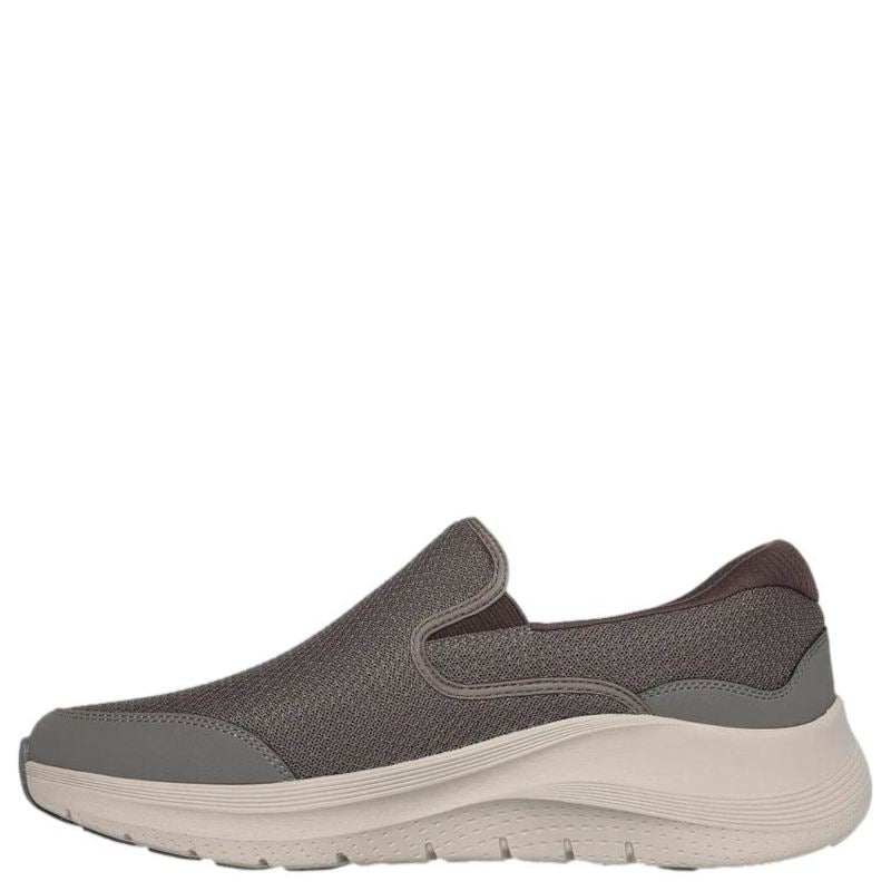 BRUN ARCH FIT 2.0 - VALLO HYTTE - Peti Sko - SKECHERS