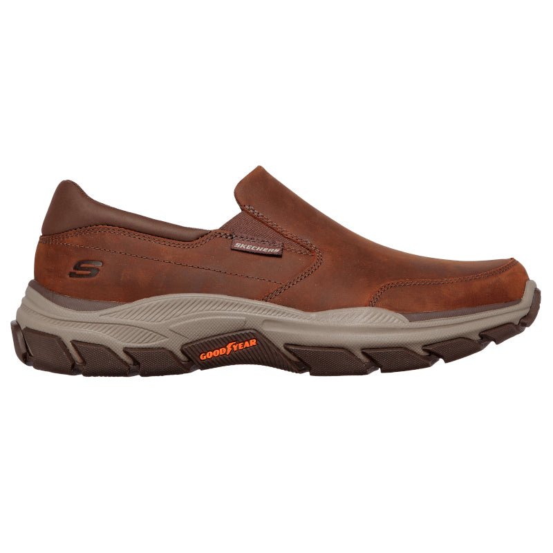 BRUN RELAXED FIT - RESPECTED CALUM - Peti Sko - SKECHERS