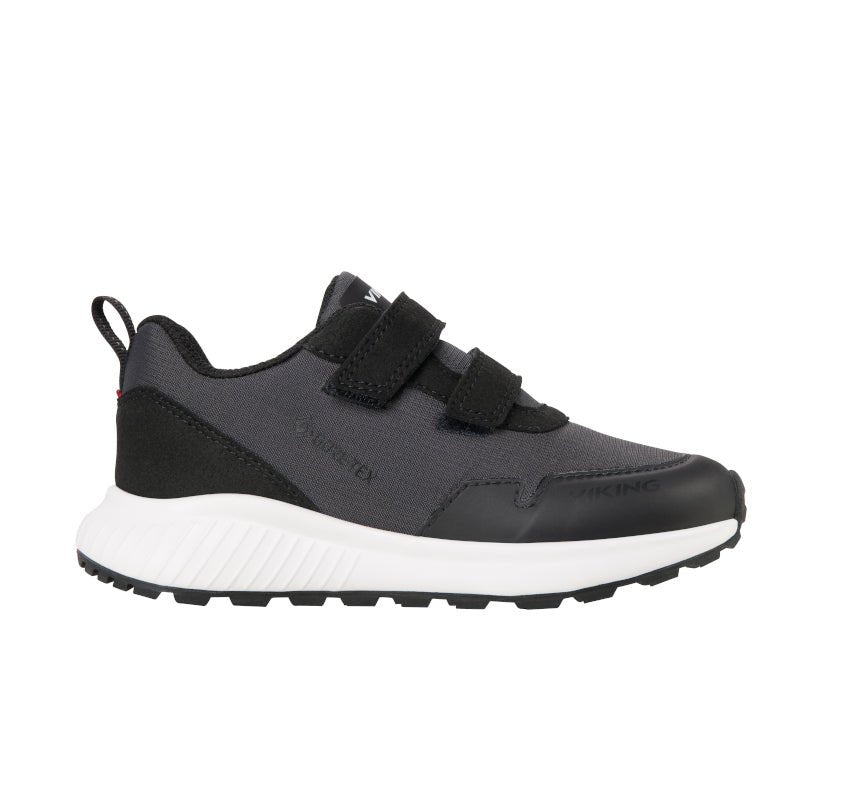 SORT AVERY TRACK LOW SNEAKER - Peti Sko - Viking