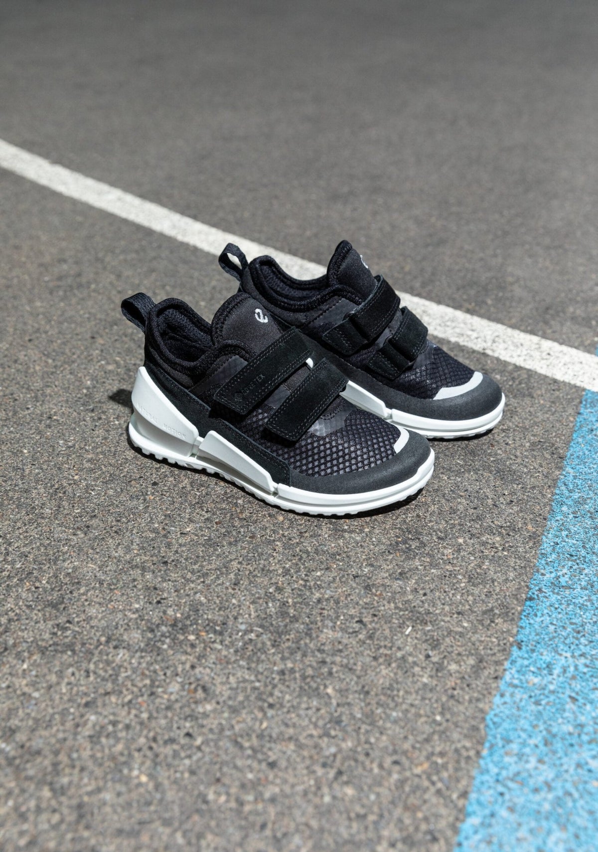 SORT BIOM SNEAKER - Peti Sko - ECCO