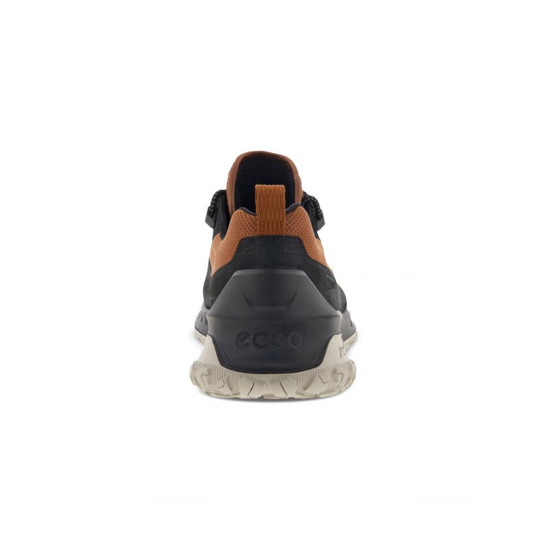SORT/COGNAC ULT-TRN M SNEAKER - Peti Sko - ECCO