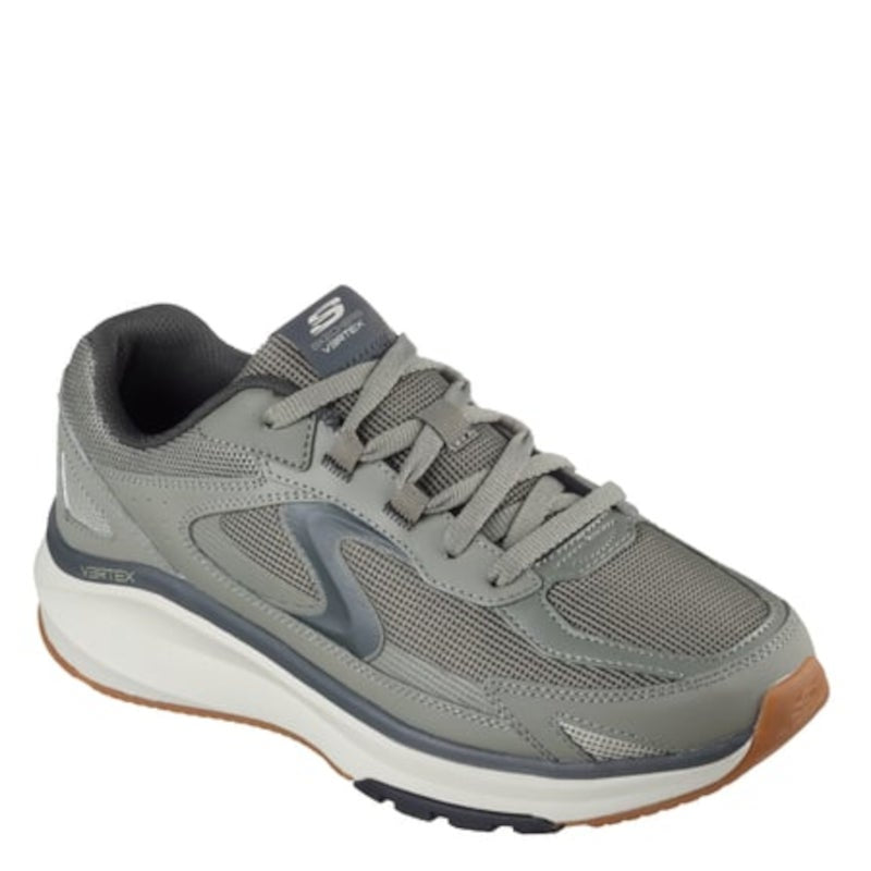 Olivengrøn herresneaker med mesh- og læderoverdel, Air-Cooled Memory Foam® indersål og fleksibel ydersål – komfortabel og stilfuld til hverdag og udendørs brug.