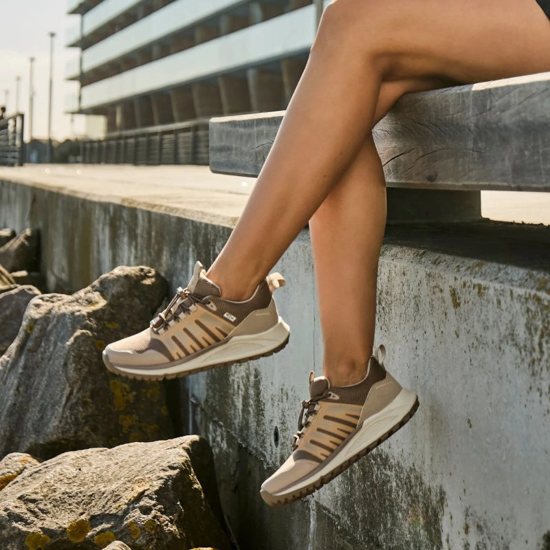 Green Comfort Track N' Trail Sneaker Dame Beige