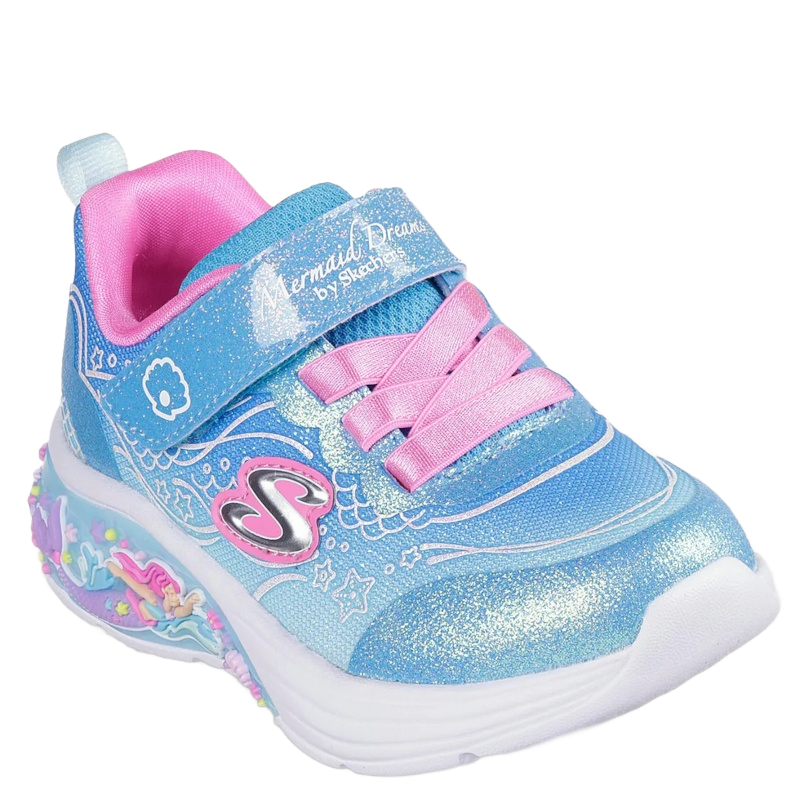 Skechers er en blå flerfarvet børnesneaker med havfrue-tema, blinkelys, velcro-lukning og komfortabel sål til leg.