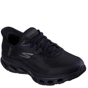 Skechers er en sort slip-on sneaker til kvinder med åndbart mesh, blød Goga Mat™-innersål og Glide-Step®-mellemsål for komfort og fleksibilitet. Den er let, hands-free og velegnet til hverdagsbrug og gåture.
