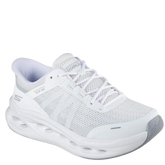 Skechers slip- ins til dame i hvid, med snørre. Designet til aktivitet og med en super komfort.