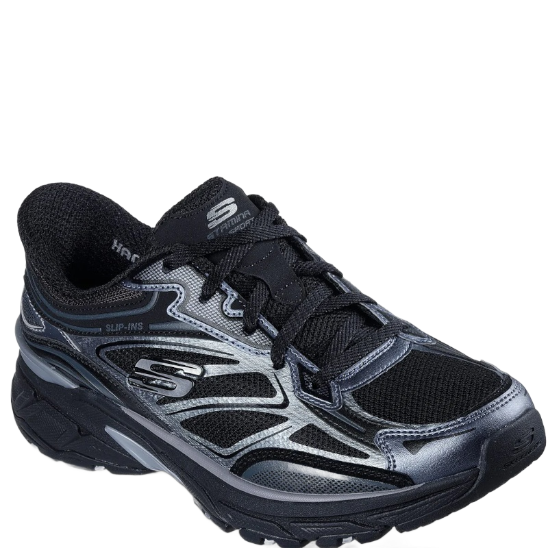 Skechers Slip‑ins sneakers i sort er en komfortabel slip‑ins sko med åndbar mesh‑overdel, Air‑Cooled Memory Foam® indersål og fleksibel ydersål, der giver godt greb og støtte til hverdagsbrug.