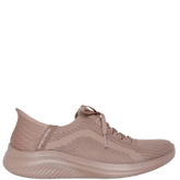 Skechers Slip-Ins Ultra Flex 3.0 i Dark Taupe (DKTP) er en stilfuld og komfortabel slip-on sneaker til kvinder med fleksibel strikoverdel, memory foam indersål og let hæl, perfekt til hverdagsbrug.