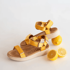GUL LINE SANDAL - Peti Sko - WODEN