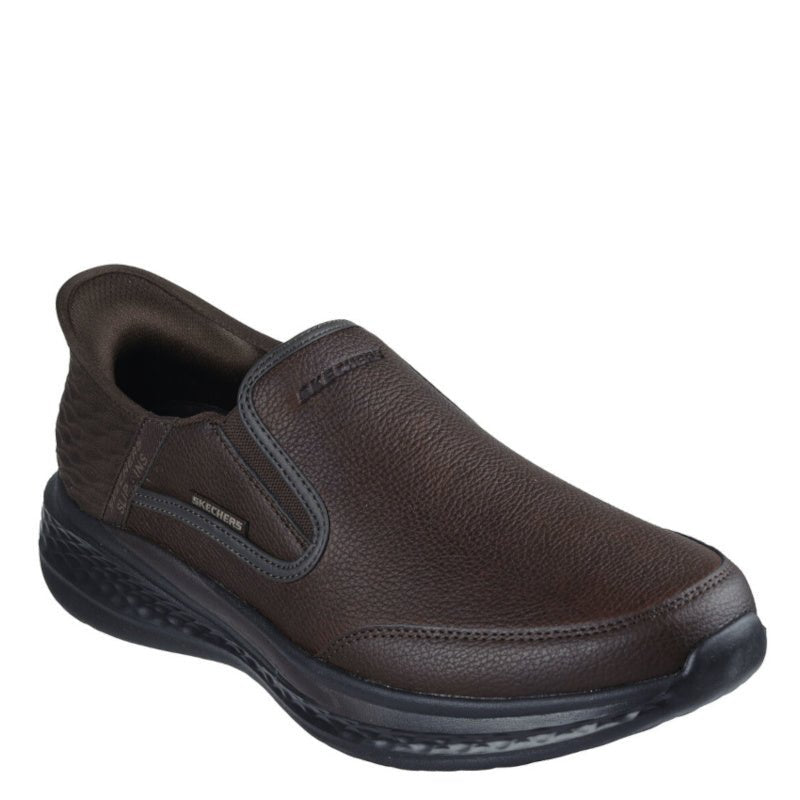 BRUN RELAXED FIT: SLIP - INS: SLADE COOPER - Peti Sko - SKECHERS