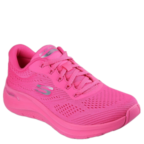 skechers sneakers i en trendy pink farve, skoen er med snørre,  skoen har et godt greb, en dejlig og god sko at bevæge sig i.