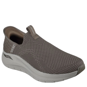 skechers slip-ins sneakers til den smarte herre, i en skøn oliven grøn farve. Skoen har en memory foam indersål. behagelig og fleksibel sko at bevæge sig i.