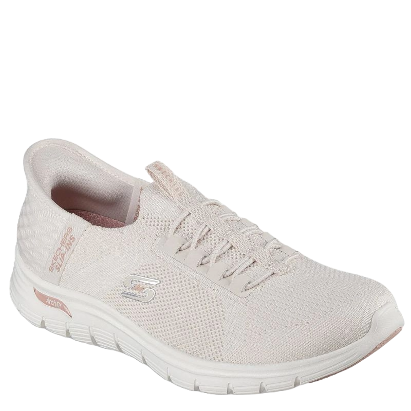 sneakers slip-ins sneakers i en flot off white farve.
Skoen er med elastik snørre. skoen har en memory foam indersål. skåen er utrolig fleksibel og en god sko at bevæge sig i.