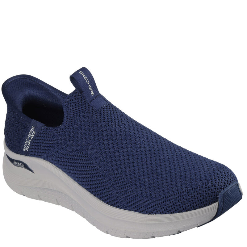 skechers slip-ins sneakers til herre i farven navy.
Skoen er en snørrefri.
behage at bevæge  sig i, samt en god komfort.
