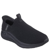 Skehers slip-ins sneakers i sort til herre.
Skoen er snørrefri.
Behagelig nem at komme i, samt af.
Ideel til hverdag og fritid. 