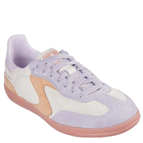 skechers sneakers i multi farvet, skoen er med snørre, ydelsålen er en gummibund, der er memoryfoam i sålen.
En god sko at bevæge sig i.