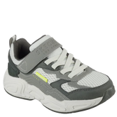 skecher sneakers i en let og luftig matriale, skoen er med velcro og snørre.
super komfor og med memory foam sål. designet til aktivitet og leg.