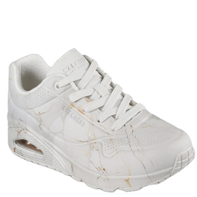 Denne dame-sneaker fra Skechers kombinerer moderne design med et unikt og eksklusivt udtryk. Skoen er holdt i en elegant hvid farve med et marmorinspireret mønster i gyldne og beige nuancer, der giver et luksuriøst og smart look.
Sneakeren er udstyret med klassiske hvide snørebånd og har en solid, sål.
skoen er ideel til både hverdagsbrug og lange gåture.