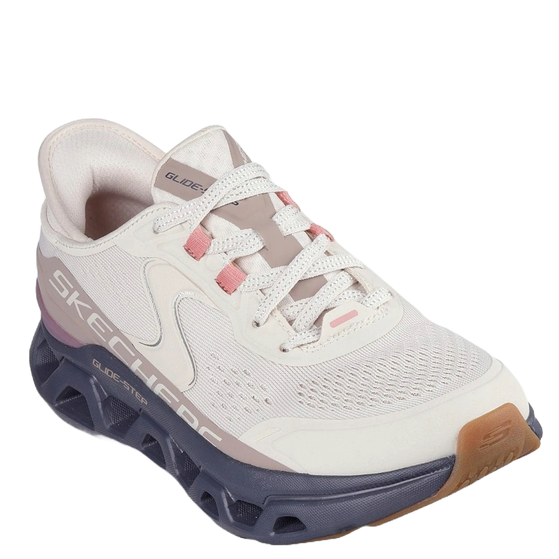 skechers slip-ins sneakers i beige farve med en kontrast sål i grå. modellen har elastik snørre.
modeskoen som er let, luftig, samt smart at bærer.